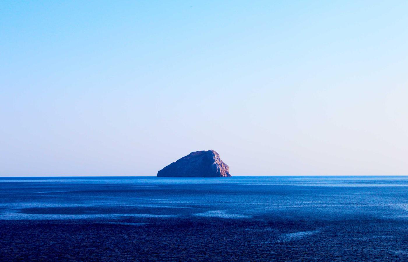 Deskundige trainer geeft een presentatie